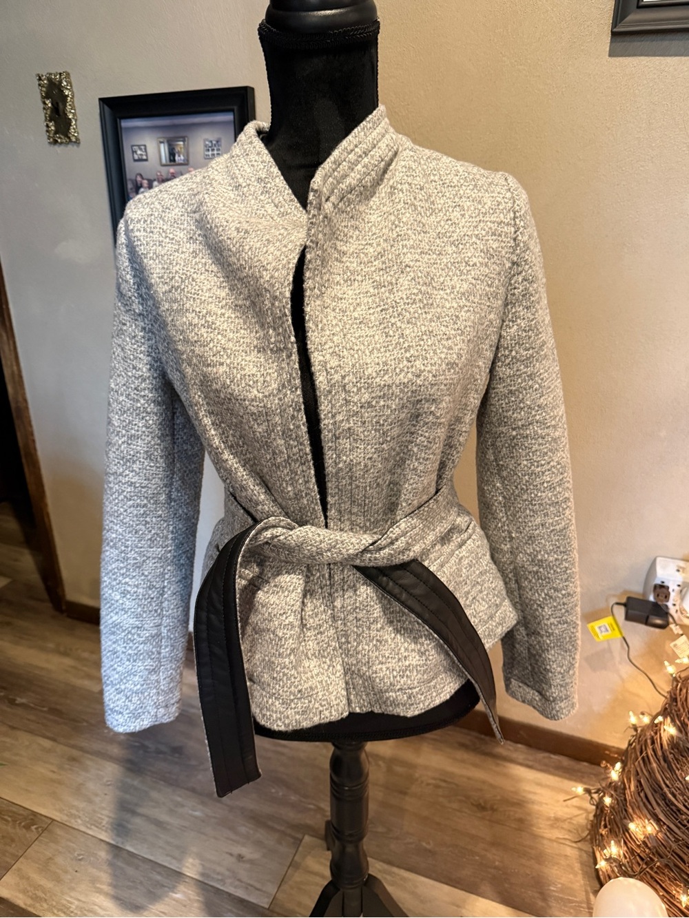 Banana Republic Gray Textured Belted Blazer